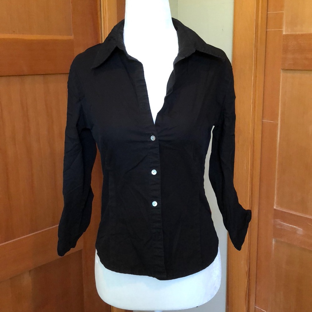 {Prada} Button up